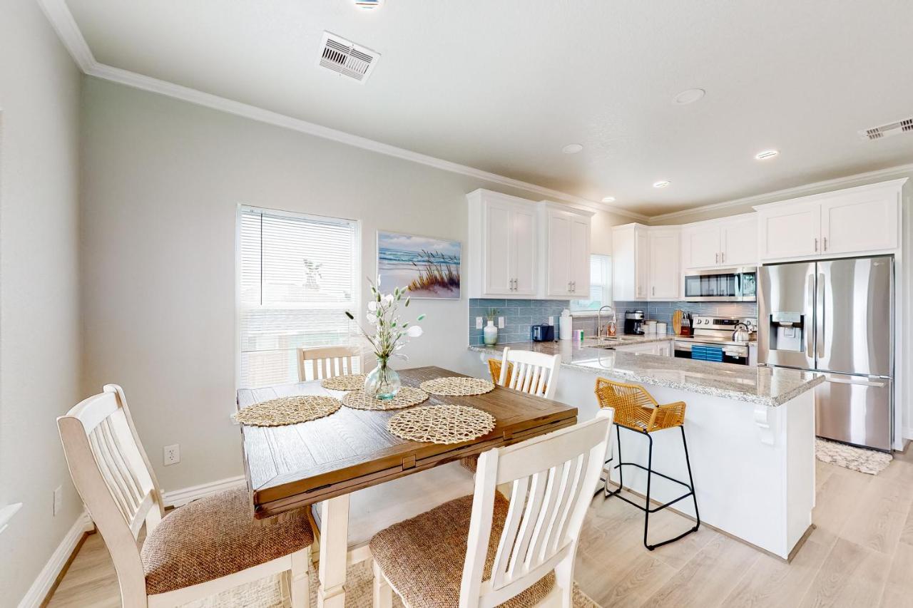 Caisson Modern Beach Cottage Surfside Beach Exterior foto